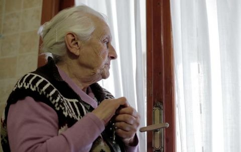 &Eta; &Kappa;&upsilon;&rho;ί&alpha; &Lambda;&iota;&lambda;ή &alpha;&nu;&alpha;&pi;&omicron;&lambda;&epsilon;ί